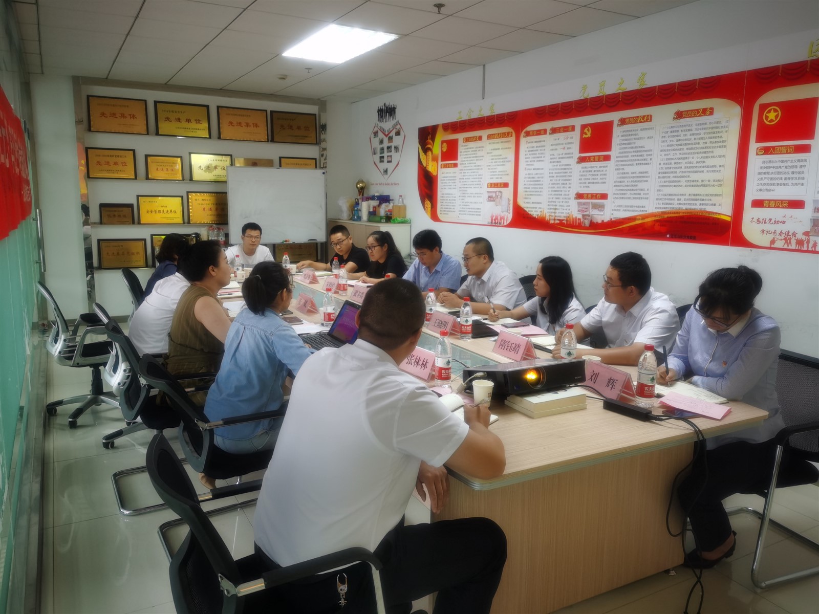 7a097e6dc457ec376e5487a45f1ef88_副本.jpg